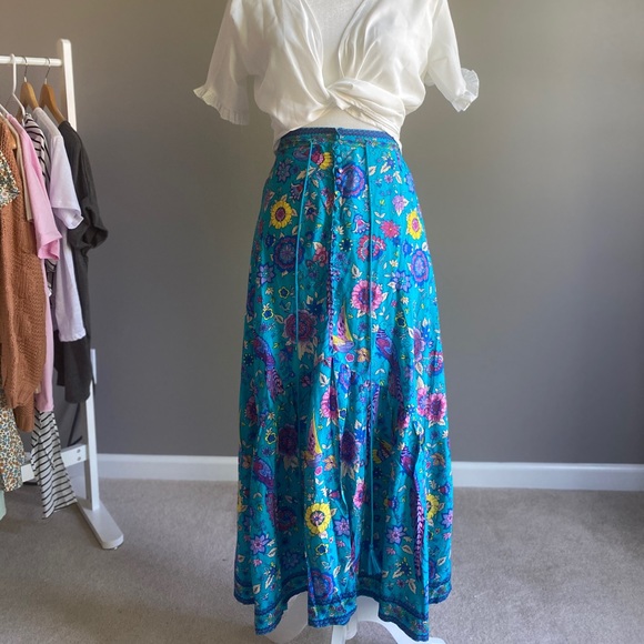 Paisley Ruffle Skirt - Picture 3 of 9